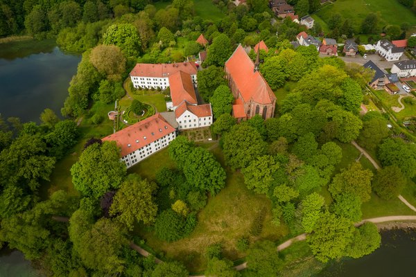 Luftaufnahme Kloster Bordesholm