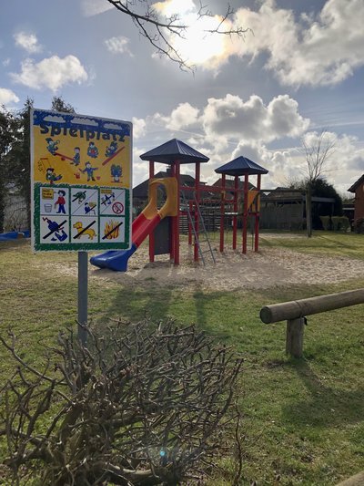 Spielplatz Rickert - Tannenweg/Meisenweg